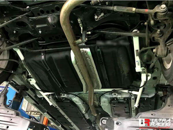 Rear lower side (4points)