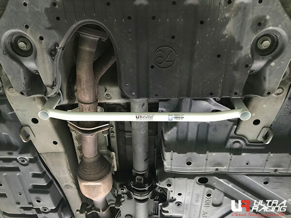 Middle lower (2points)