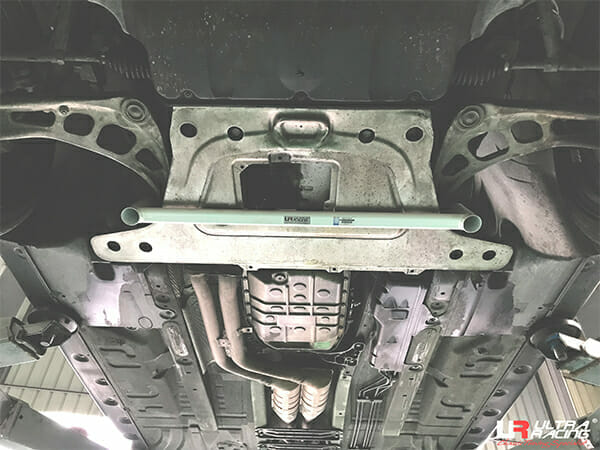 Front lower (2points)