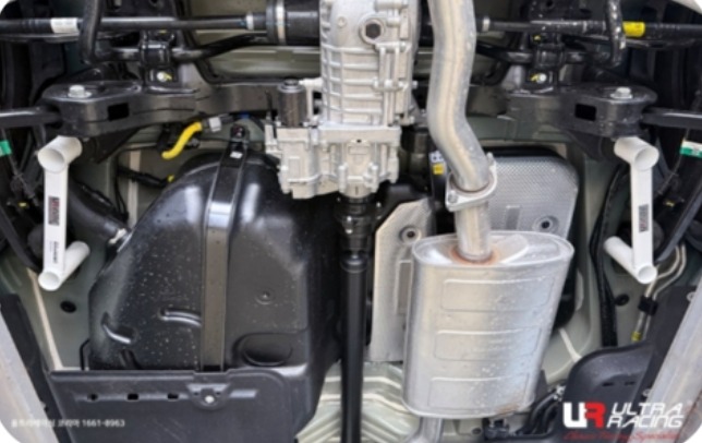 Rear lower side (4points)