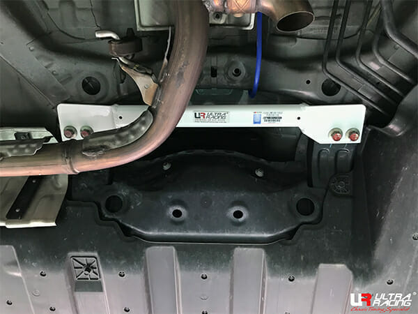 Middle lower (2points)