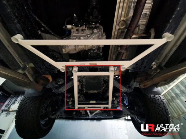 Front lower (4points)