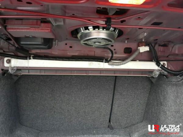 Rearbar (2points)
