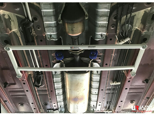 Middle lower (4points)	