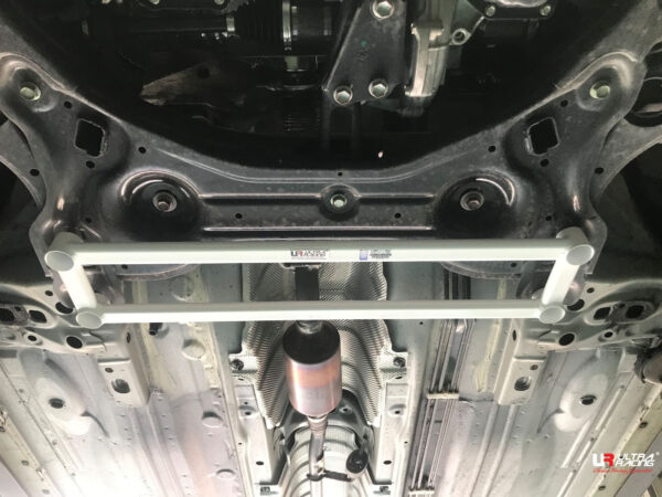 Front lower (4points)	