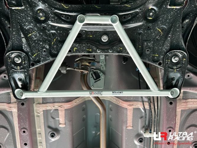 Front lower (4points)
