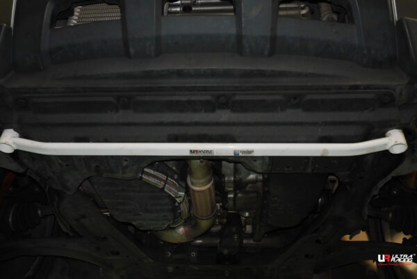 Front lower (2points)	