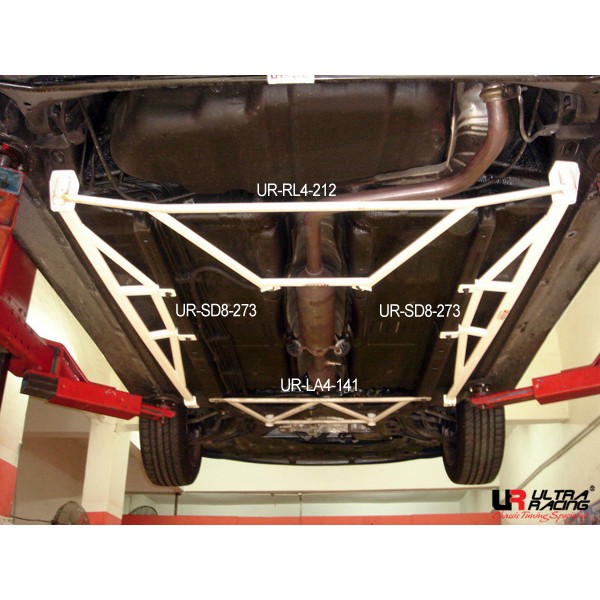 Front lower (4points)